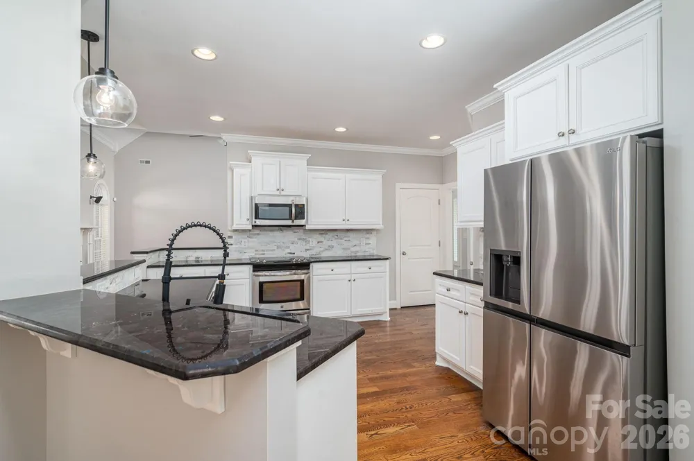 4012 Saint Andrews Court Cramerton, NC 28032