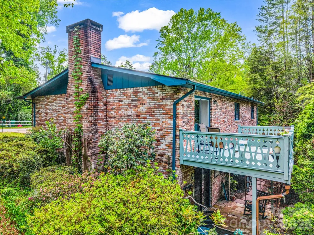 122 W Sweetbriar Lane Etowah, NC 28729