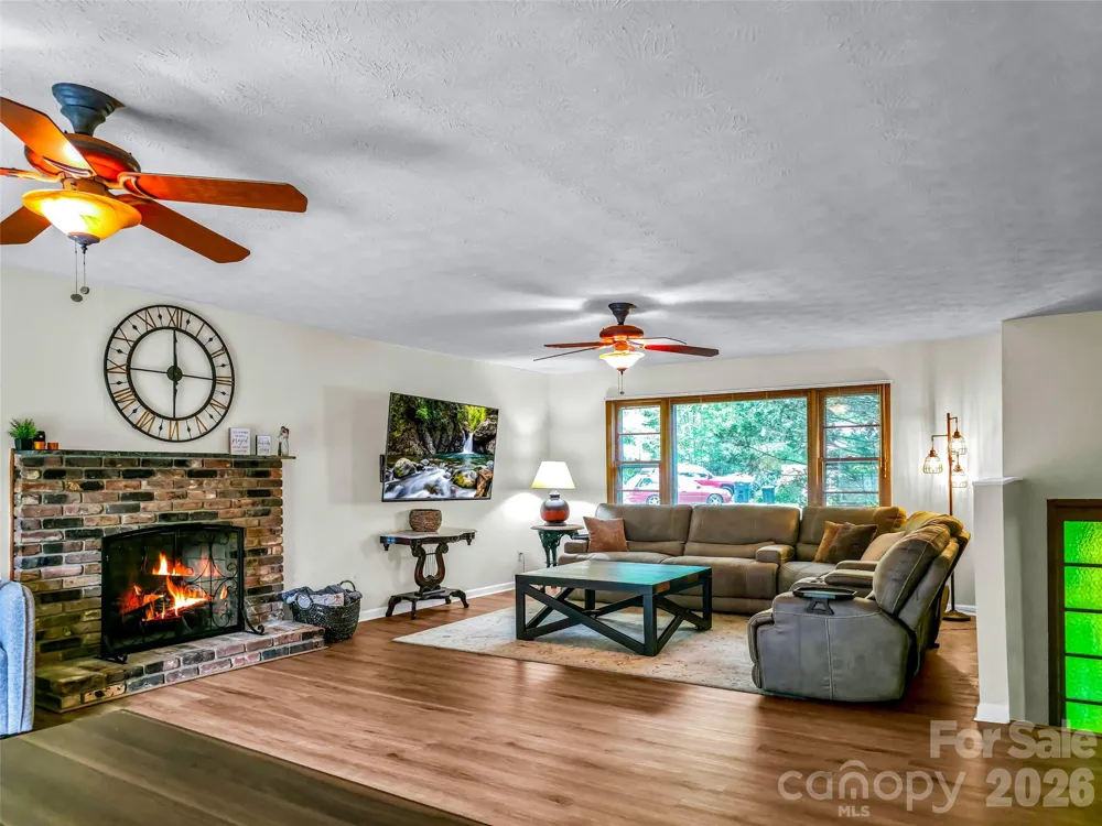 122 W Sweetbriar Lane Etowah, NC 28729