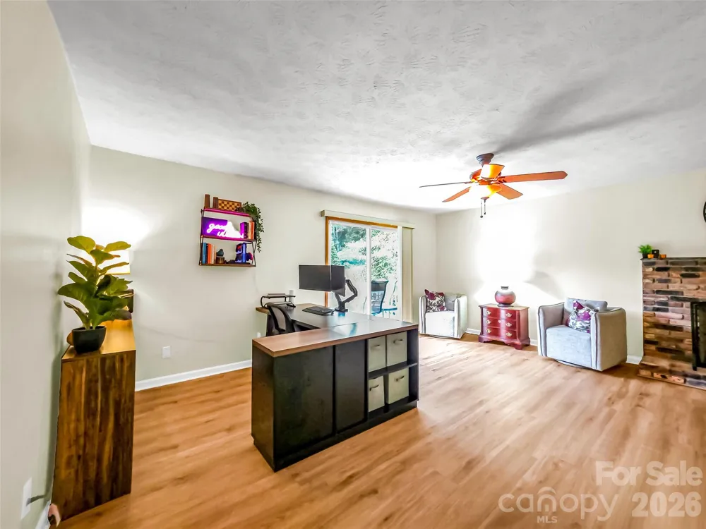122 W Sweetbriar Lane Etowah, NC 28729