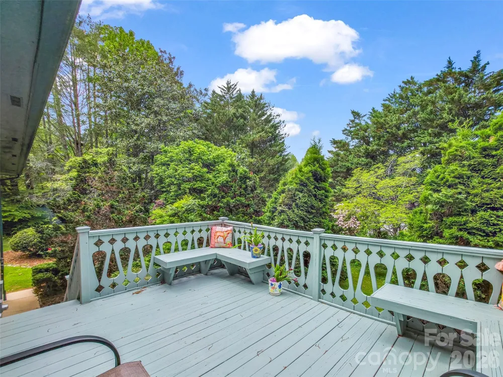 122 W Sweetbriar Lane Etowah, NC 28729