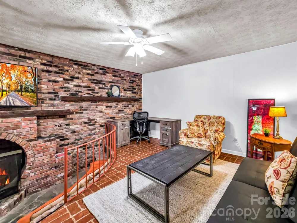 122 W Sweetbriar Lane Etowah, NC 28729