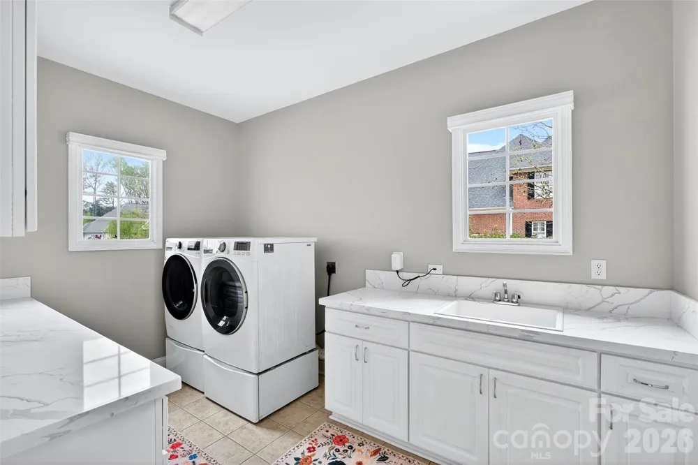 717 Black Wolf Run Spartanburg, SC 29306