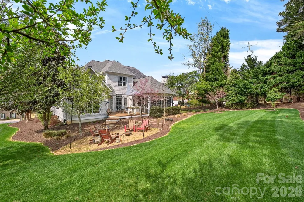 717 Black Wolf Run Spartanburg, SC 29306