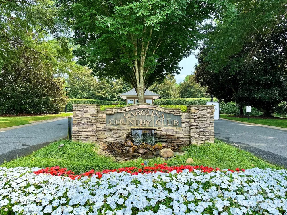717 Black Wolf Run Spartanburg, SC 29306