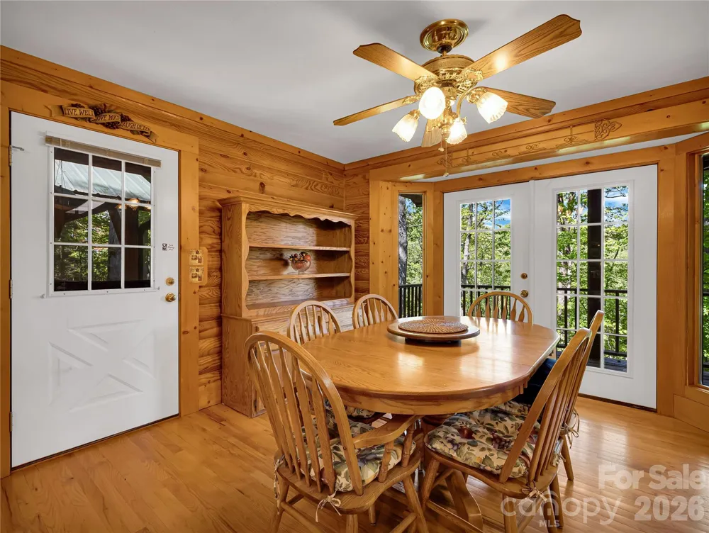 212 Glen Echo Circle Saluda, NC 28773