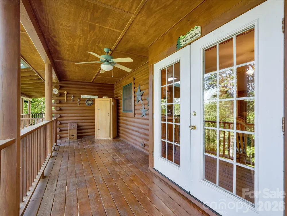 212 Glen Echo Circle Saluda, NC 28773