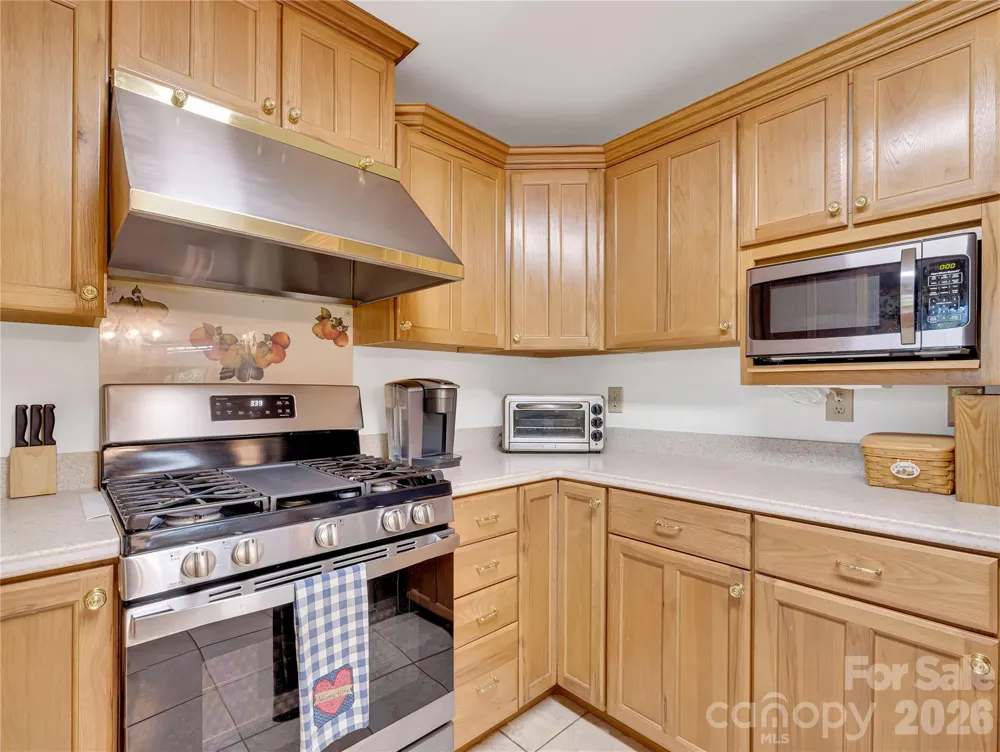 212 Glen Echo Circle Saluda, NC 28773
