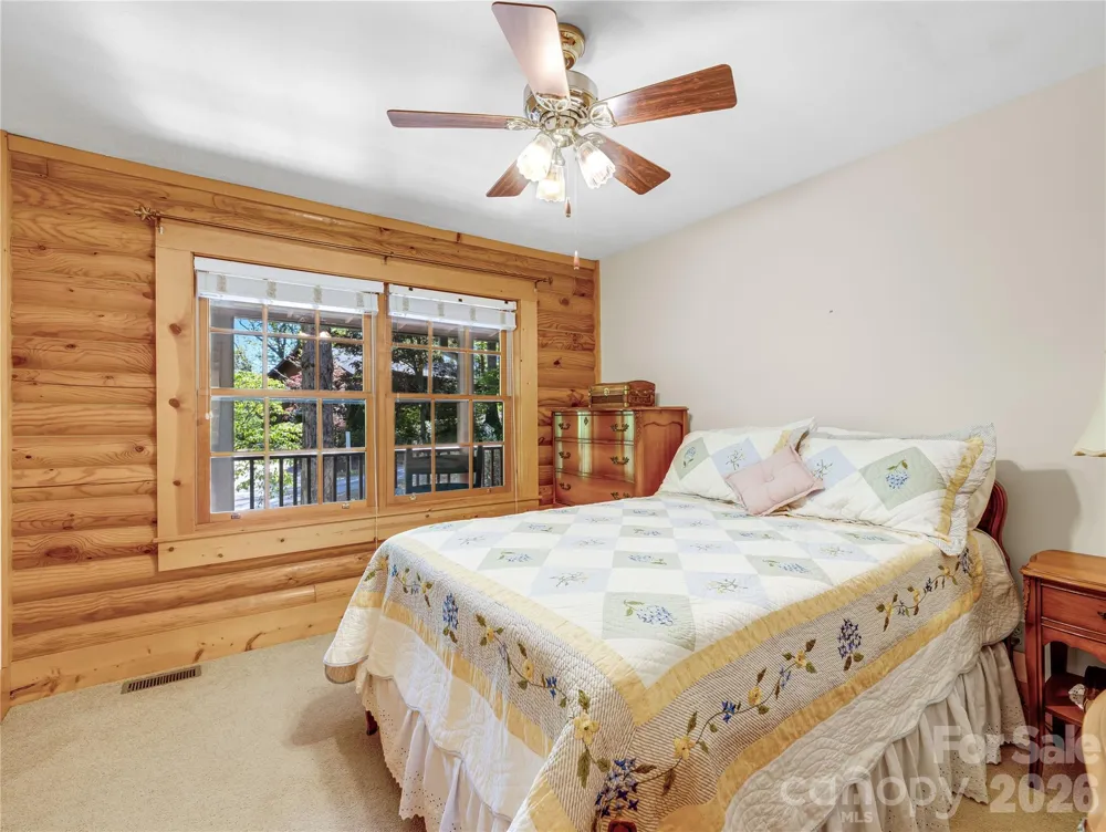 212 Glen Echo Circle Saluda, NC 28773