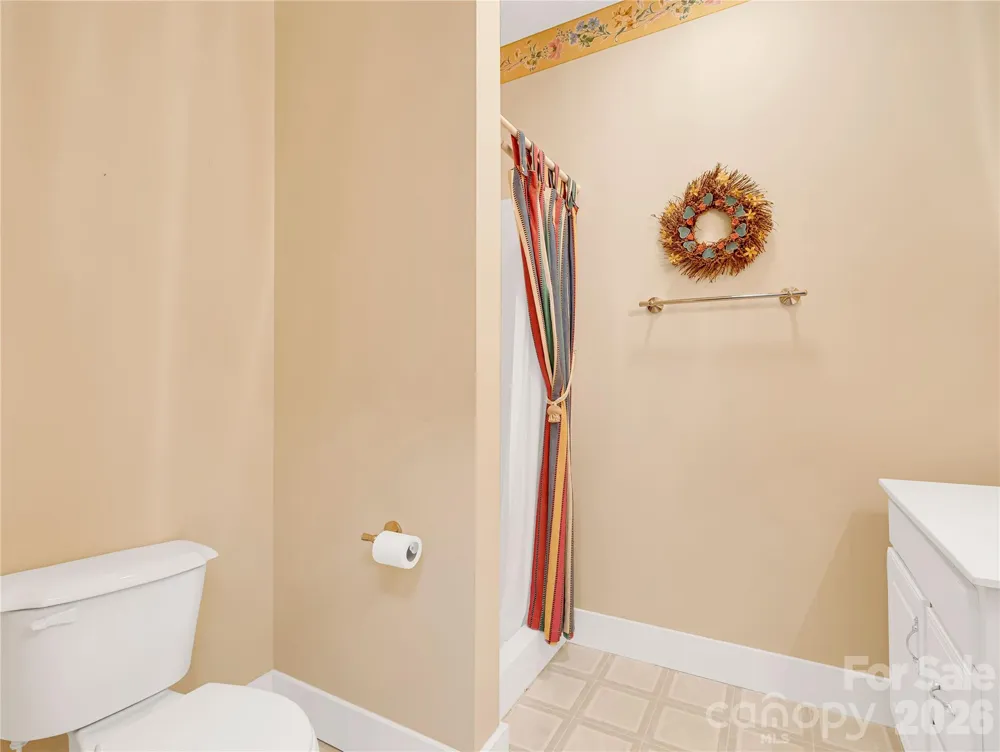 212 Glen Echo Circle Saluda, NC 28773