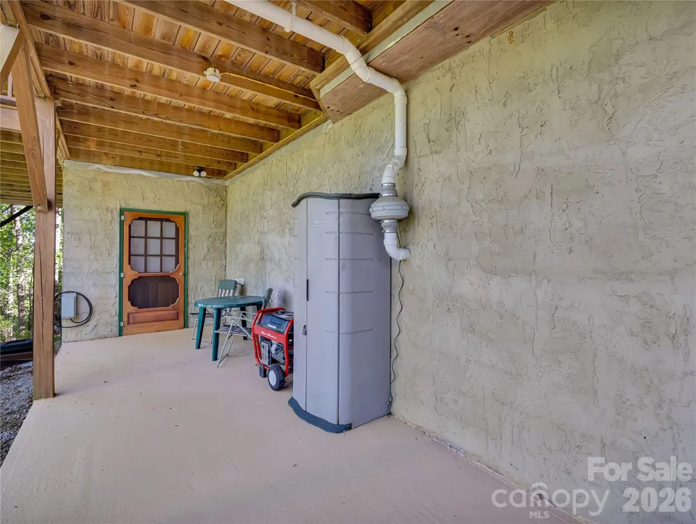 212 Glen Echo Circle Saluda, NC 28773