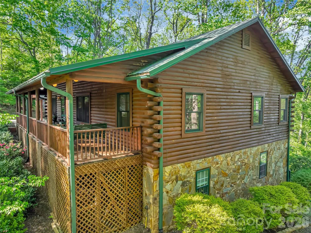 212 Glen Echo Circle Saluda, NC 28773