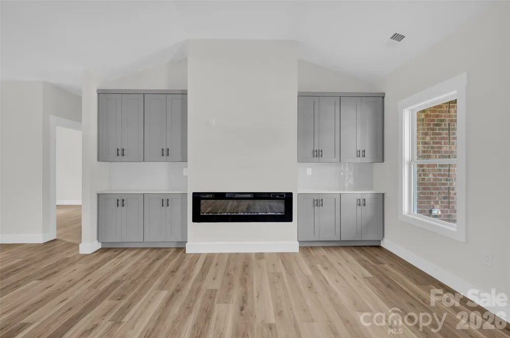 906 4th Street NE Conover, NC 28613