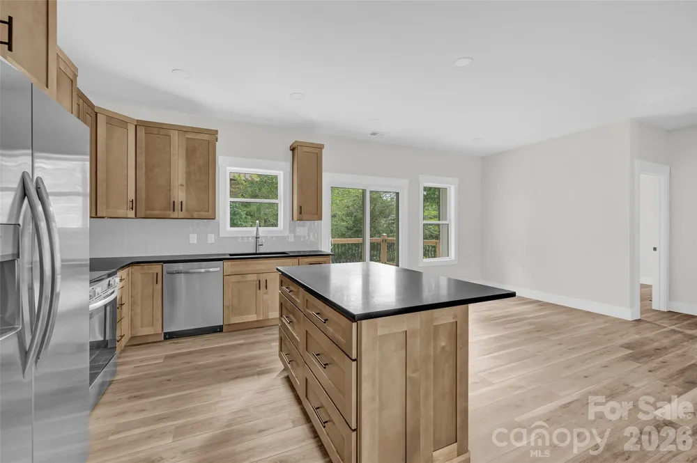 906 4th Street NE Conover, NC 28613