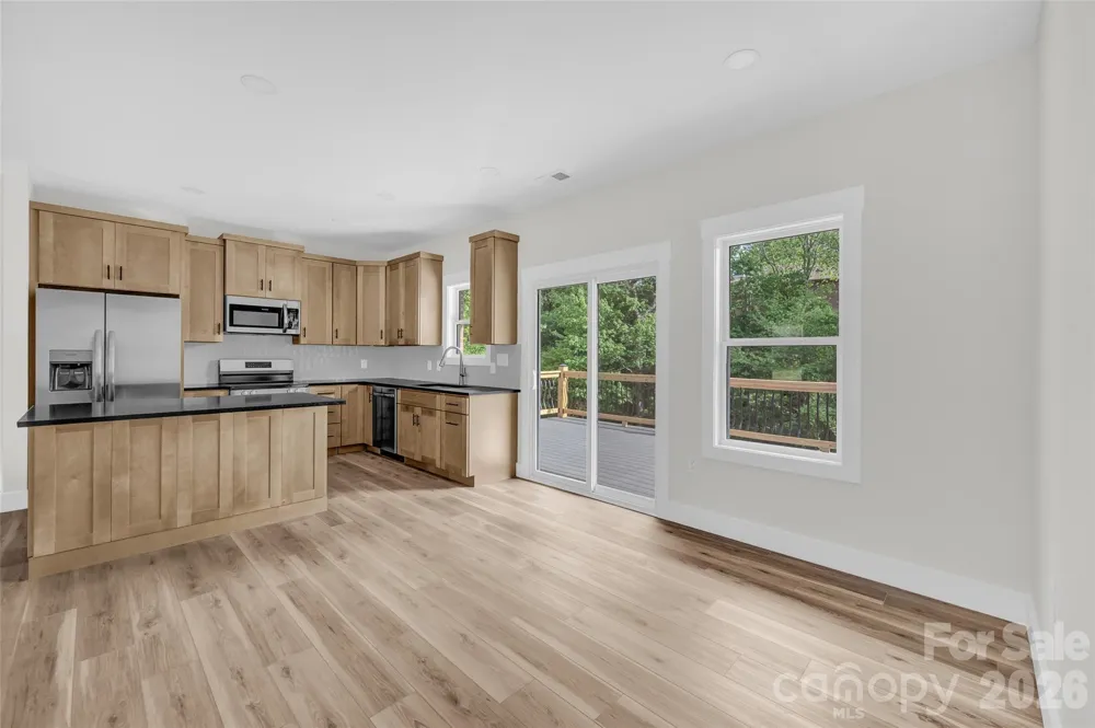 906 4th Street NE Conover, NC 28613