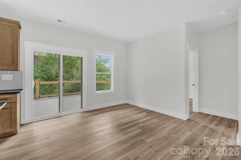 906 4th Street NE Conover, NC 28613