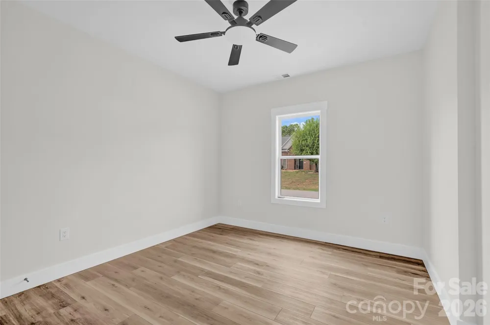 906 4th Street NE Conover, NC 28613