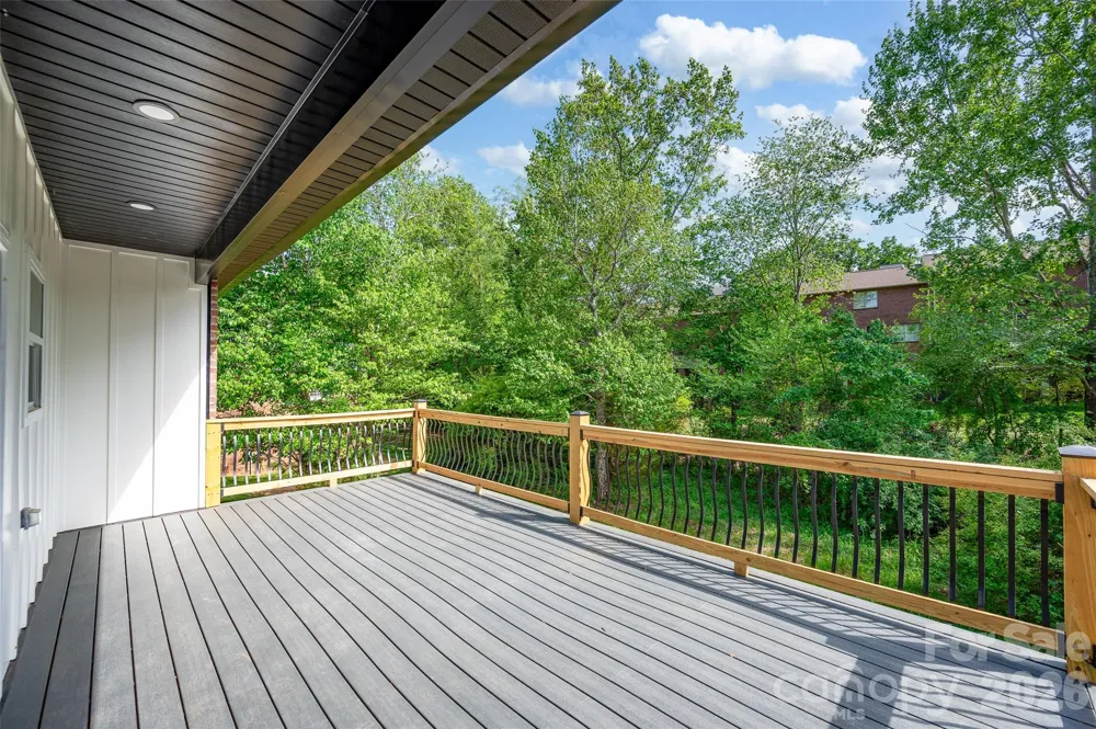 906 4th Street NE Conover, NC 28613