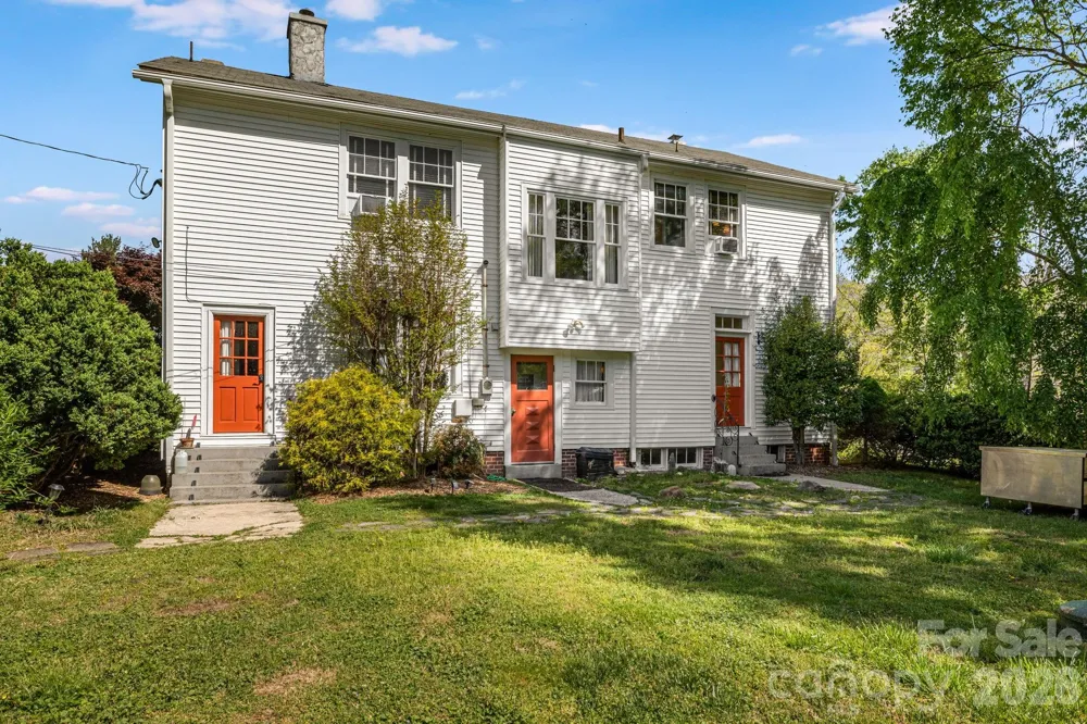 29 Walnut Street Hot Springs, NC 28743
