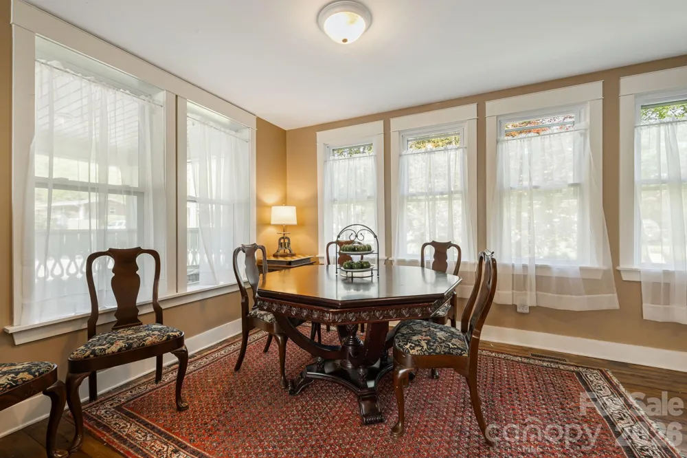 79 Walnut Street Hot Springs, NC 28743