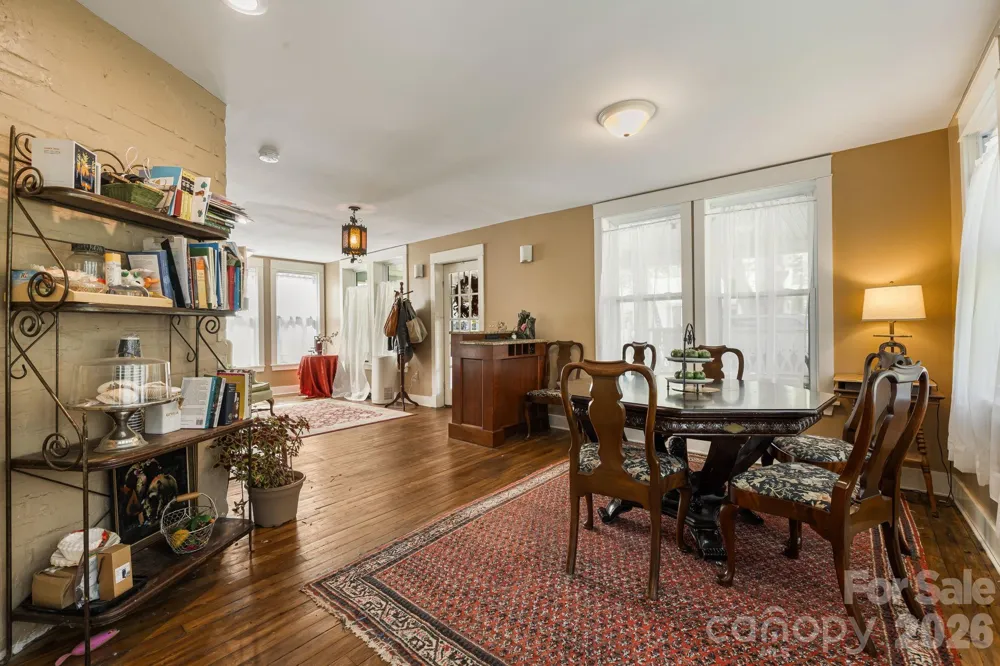 79 Walnut Street Hot Springs, NC 28743