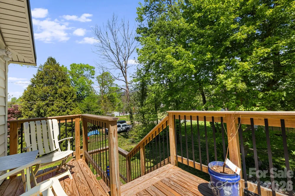 79 Walnut Street Hot Springs, NC 28743