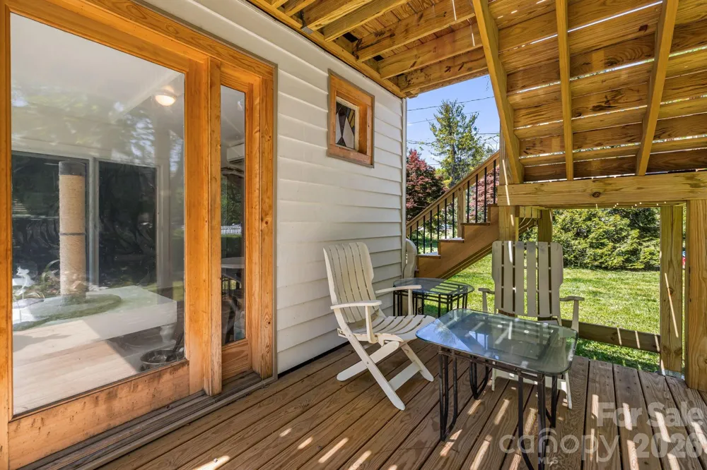 79 Walnut Street Hot Springs, NC 28743