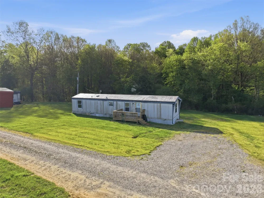 114/116/137/154 Harrington Place Drive Taylorsville, NC 28681