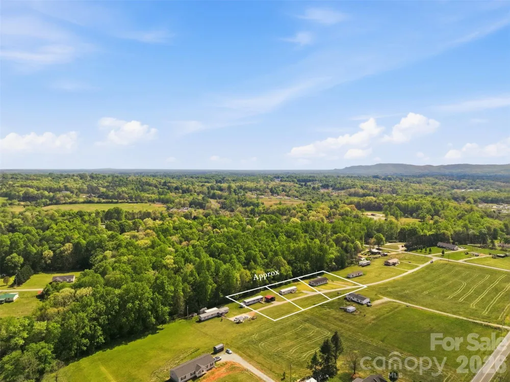114/116/137/154 Harrington Place Drive Taylorsville, NC 28681