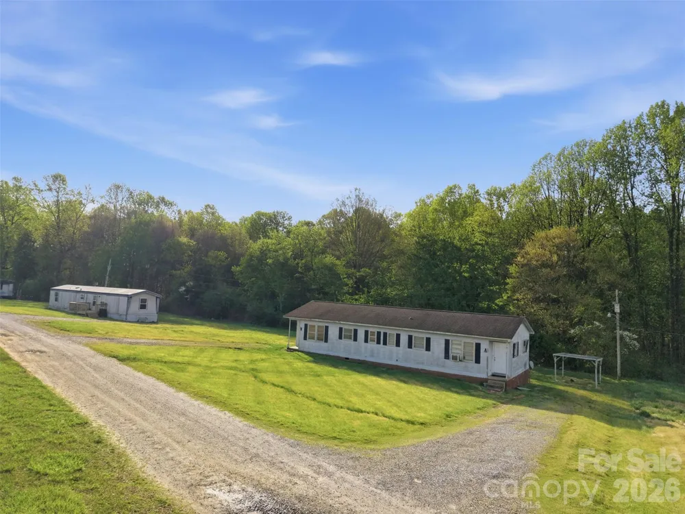 114/116/137/154 Harrington Place Drive Taylorsville, NC 28681
