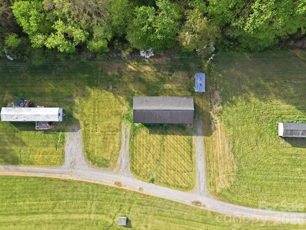 114/116/137/154 Harrington Place Drive Taylorsville, NC 28681