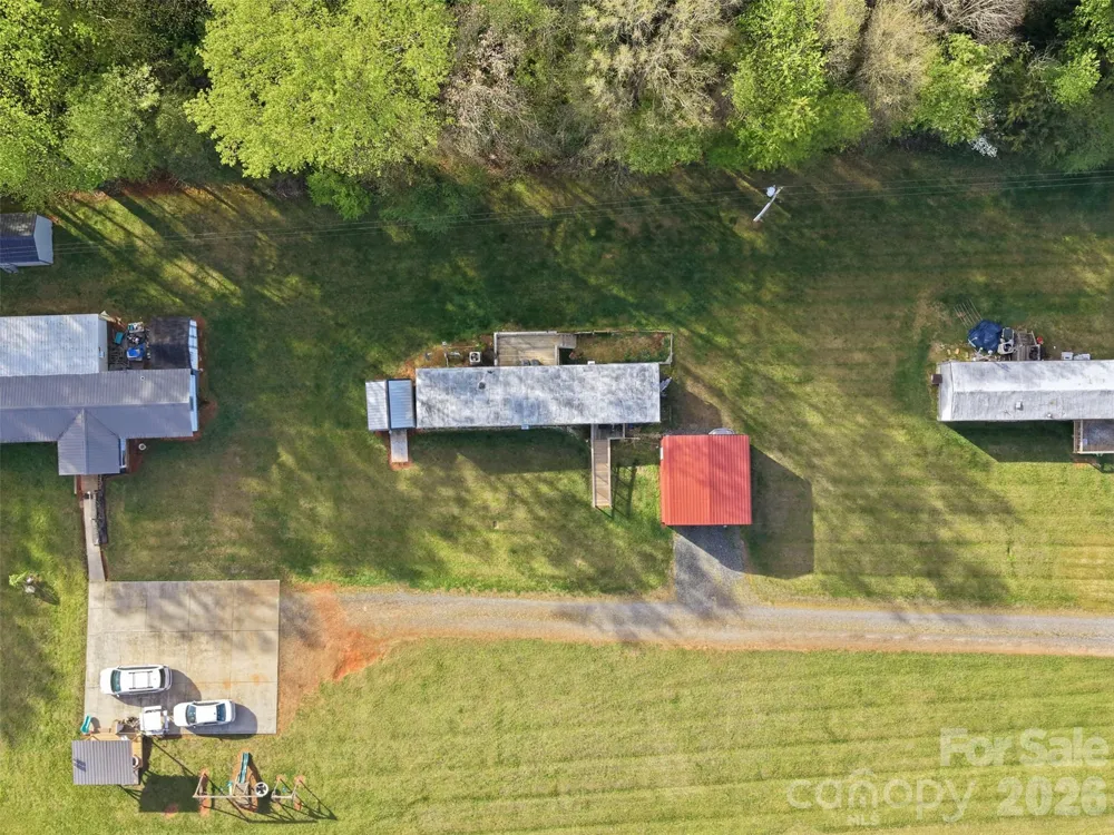 114/116/137/154 Harrington Place Drive Taylorsville, NC 28681
