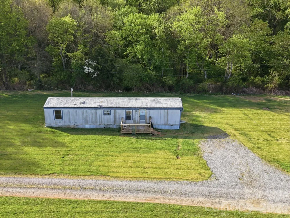 114/116/137/154 Harrington Place Drive Taylorsville, NC 28681