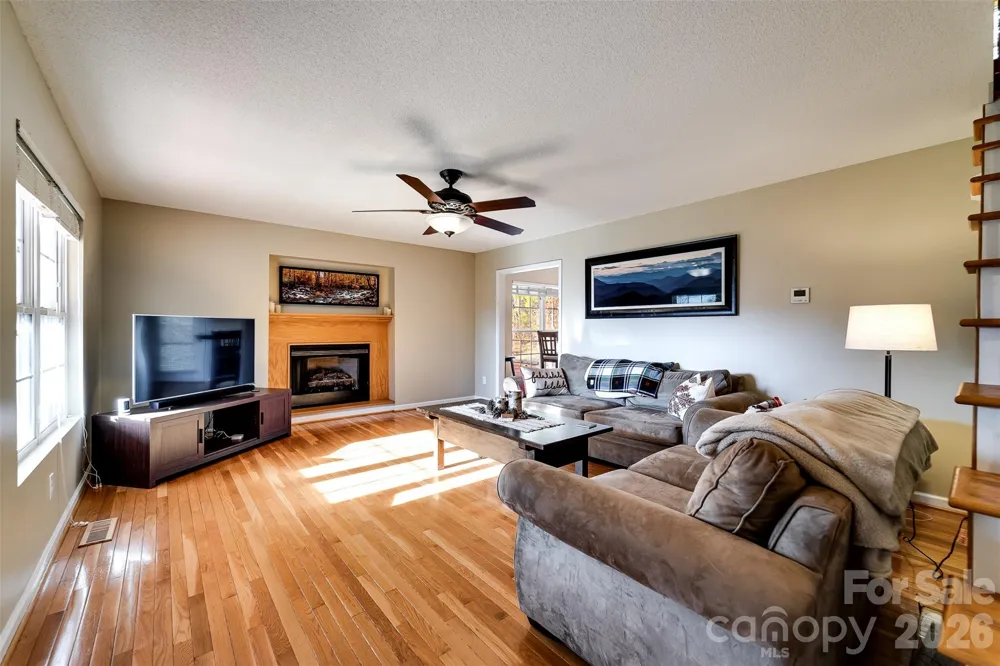 161 Rock Field Way Sylva, NC 28779