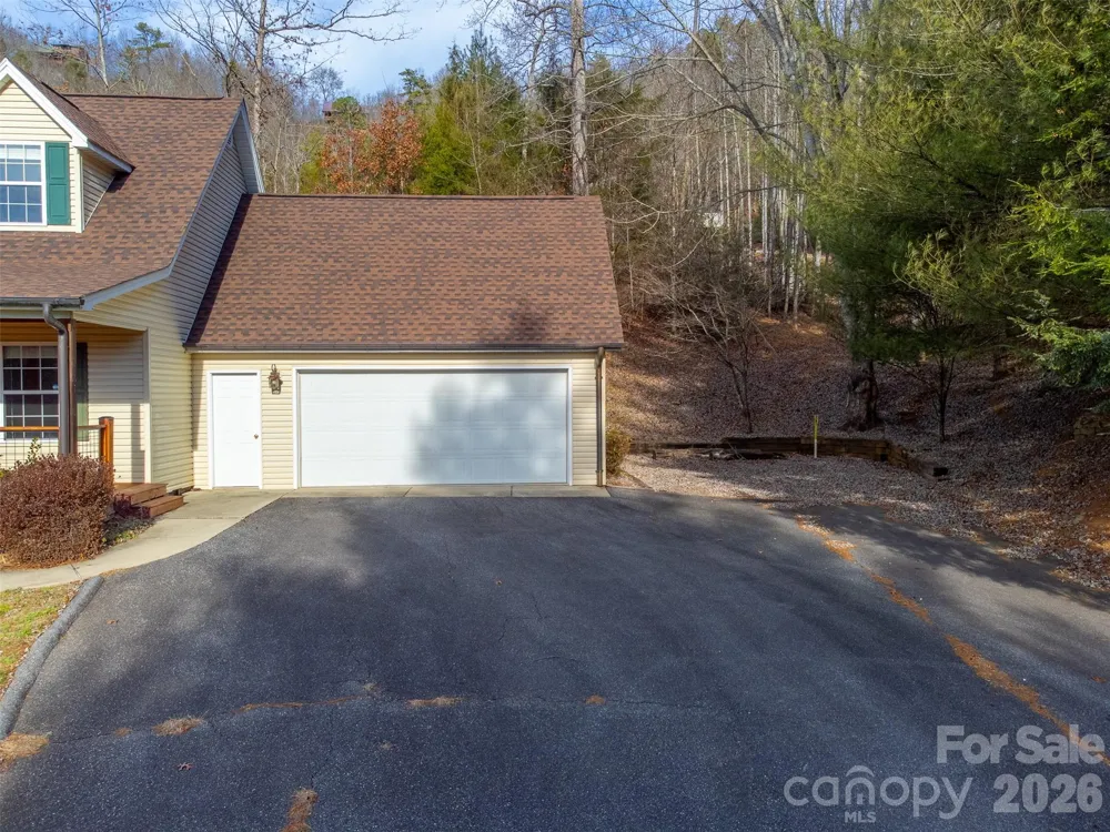 161 Rock Field Way Sylva, NC 28779
