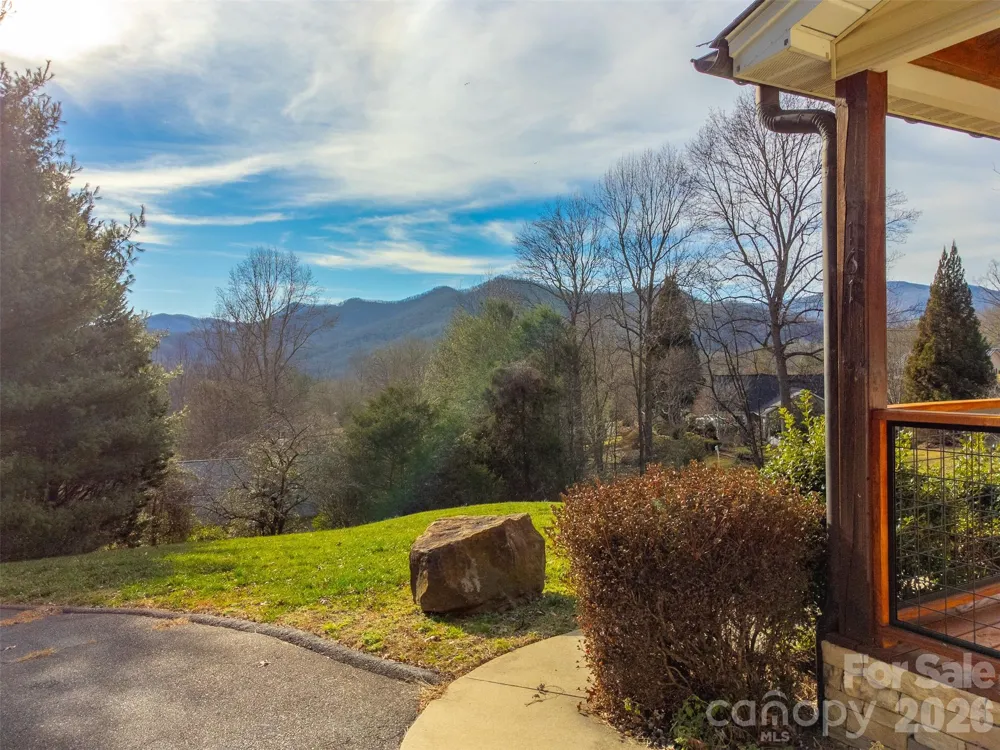 161 Rock Field Way Sylva, NC 28779