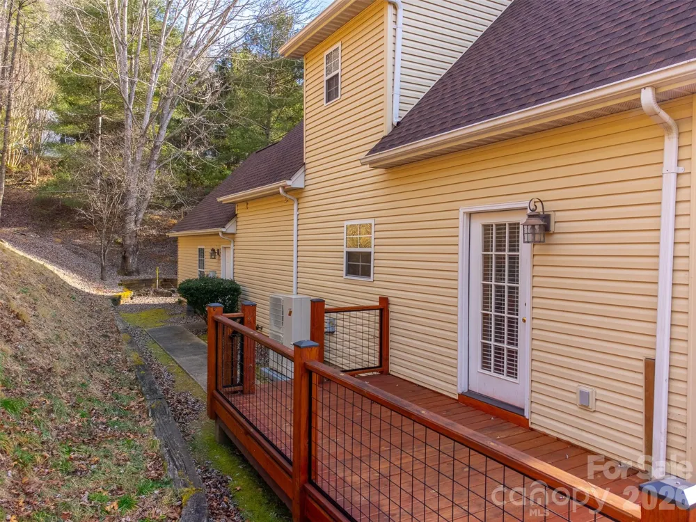 161 Rock Field Way Sylva, NC 28779