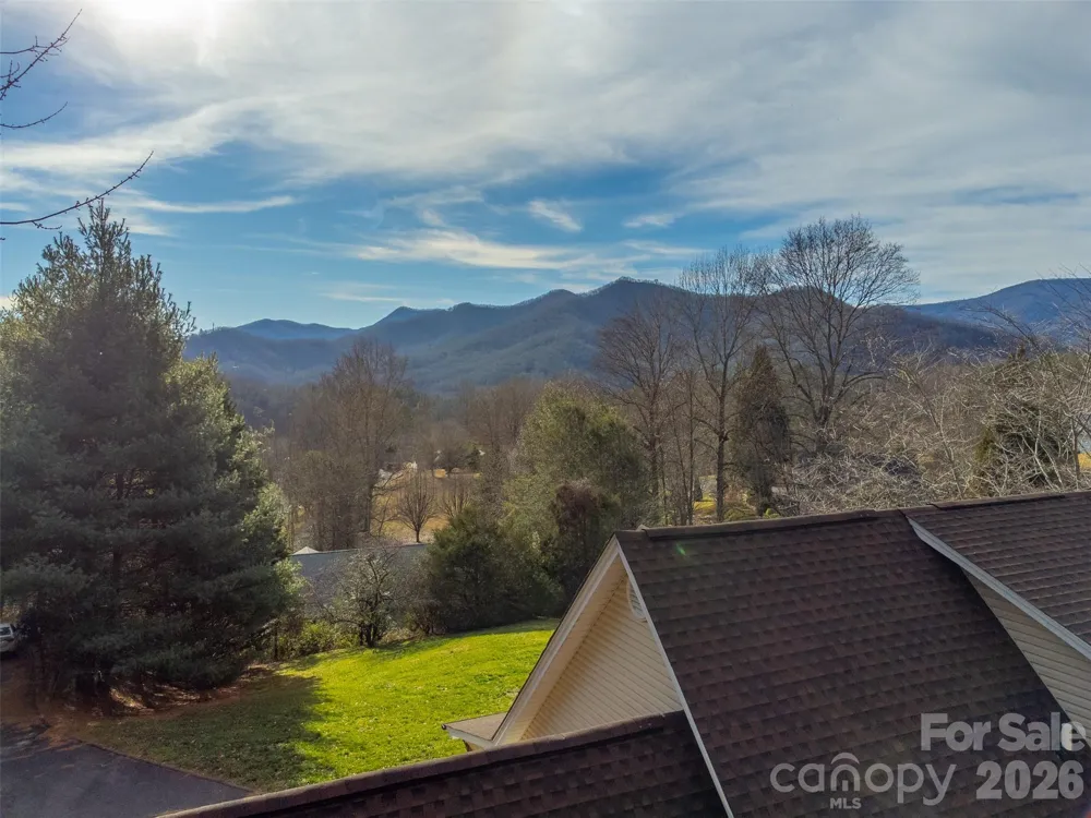 161 Rock Field Way Sylva, NC 28779