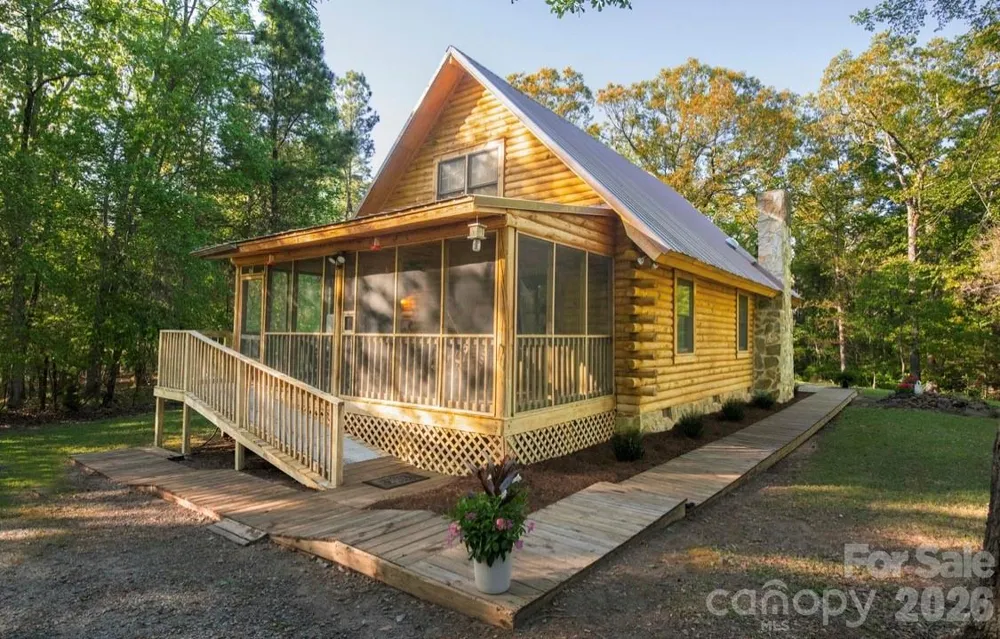 57 Club Lane Winnsboro, SC 29180