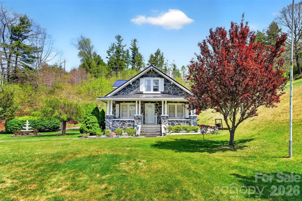 6507 S 226 Highway Spruce Pine, NC 28777