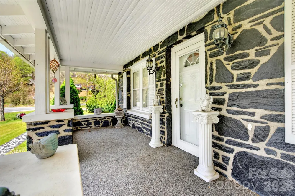 6507 S 226 Highway Spruce Pine, NC 28777