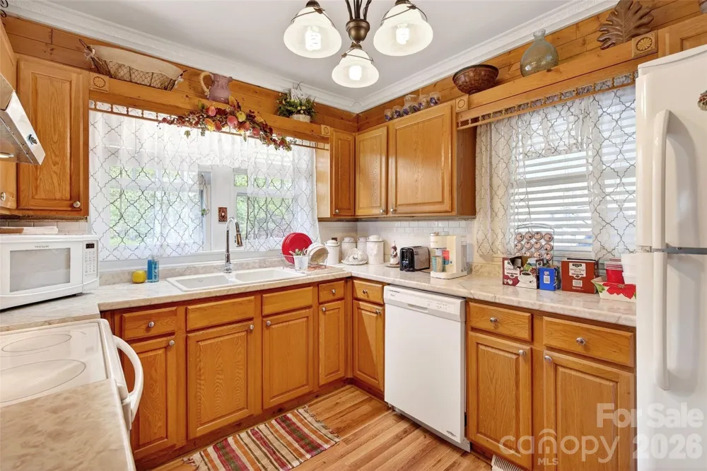 6507 S 226 Highway Spruce Pine, NC 28777