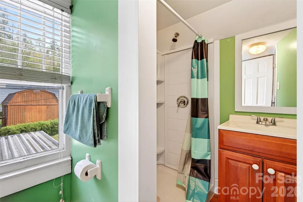 6507 S 226 Highway Spruce Pine, NC 28777