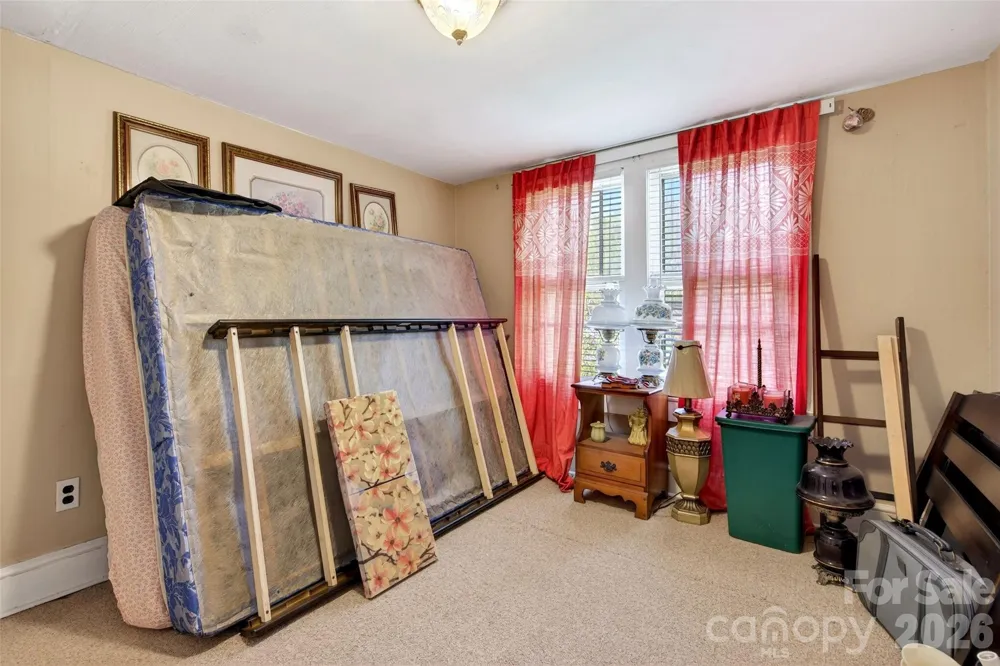6507 S 226 Highway Spruce Pine, NC 28777