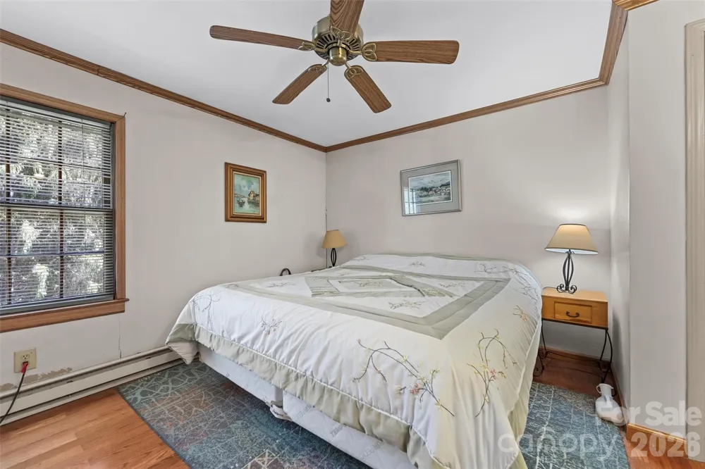 1717 Howard Moore Road Hot Springs, NC 28743
