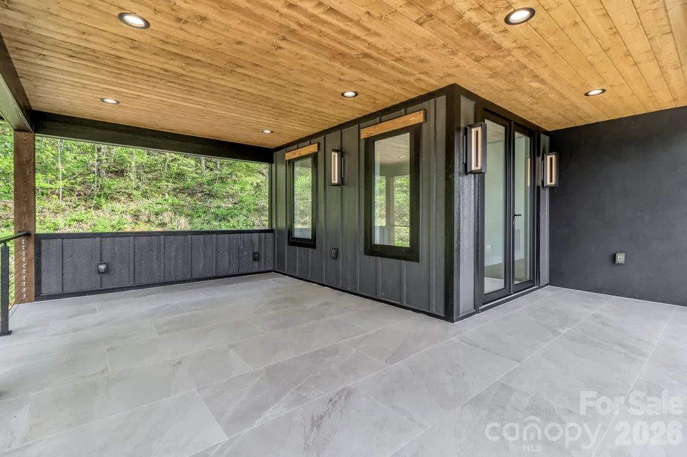 134 View Ridge Parkway Leicester, NC 28748