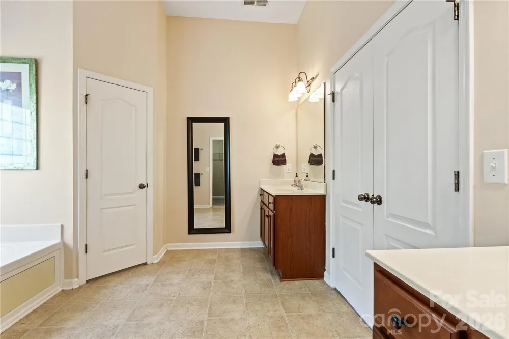 8458 Mossy Cup Trail Harrisburg, NC 28075