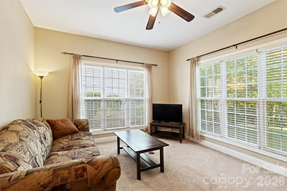 8458 Mossy Cup Trail Harrisburg, NC 28075