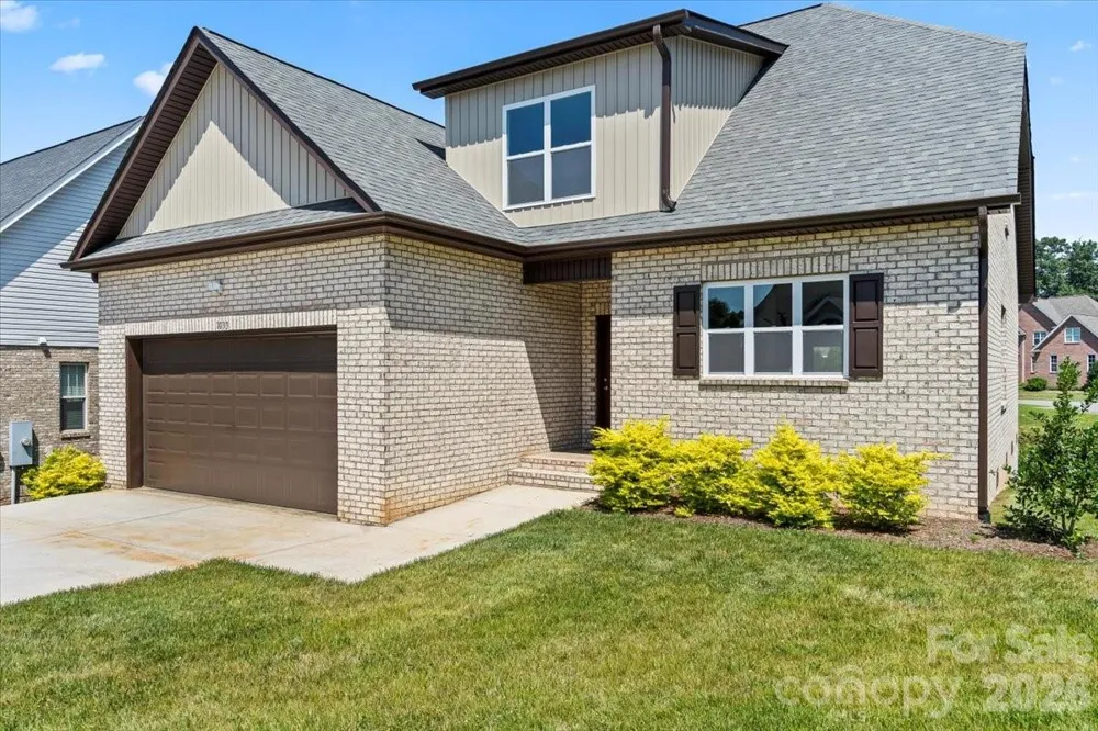 1033 12th Avenue Drive NW Hickory, NC 28601