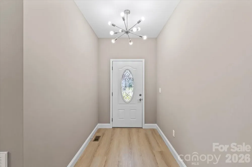 1033 12th Avenue Drive NW Hickory, NC 28601